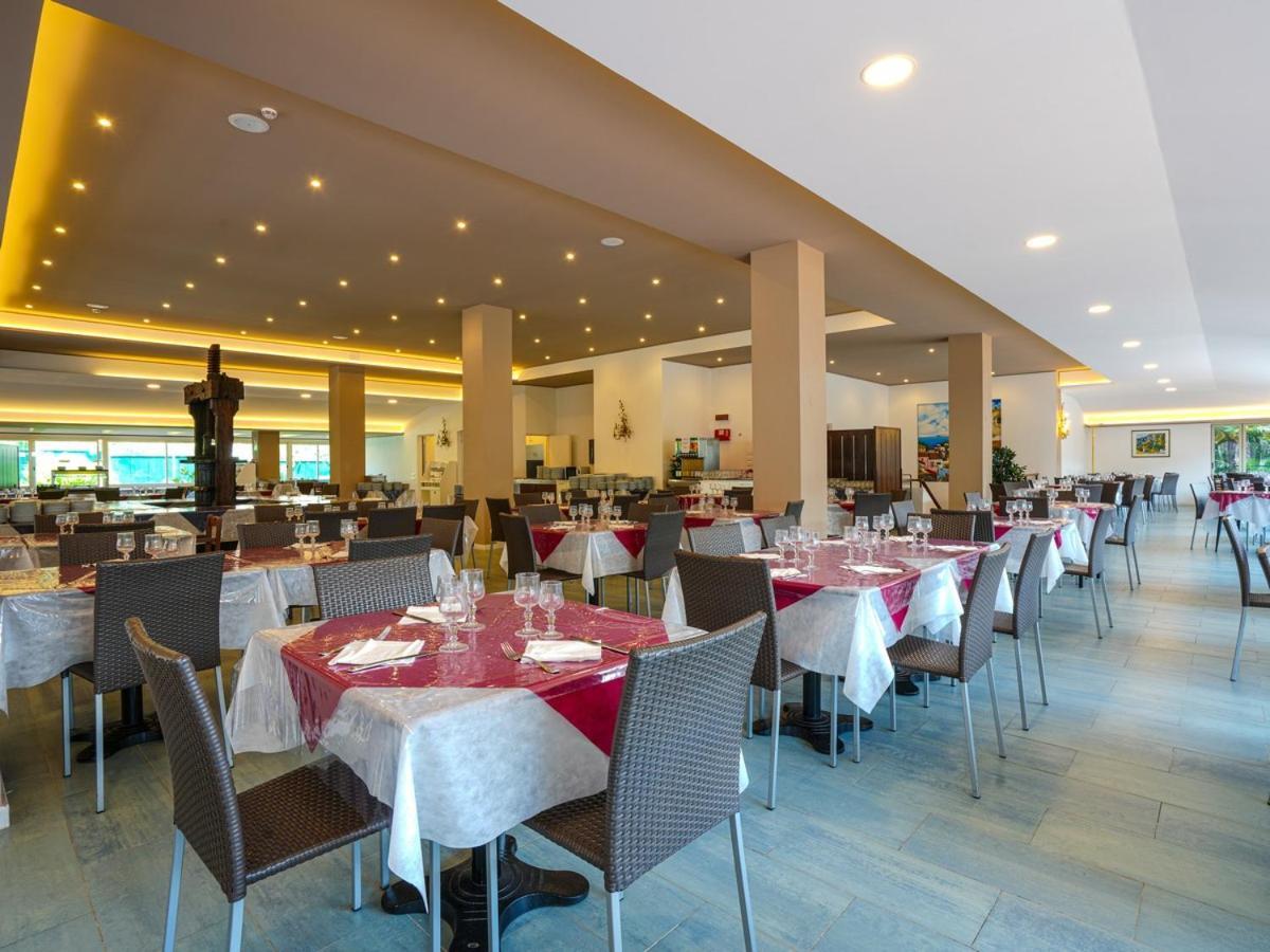 Cefalu Resort - Sporting Club Buitenkant foto