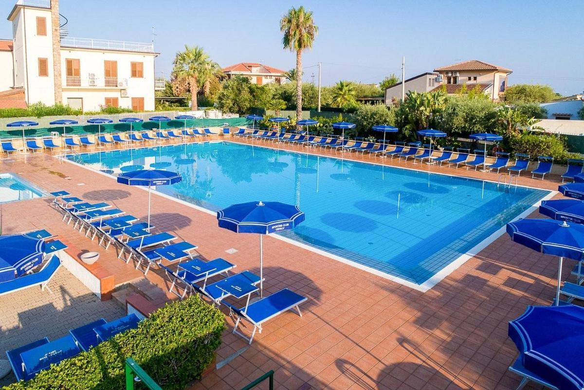 Cefalu Resort - Sporting Club Buitenkant foto