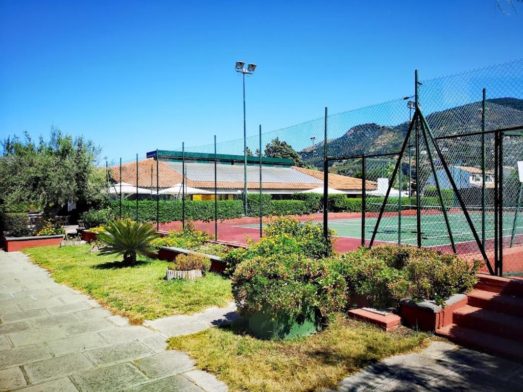 Cefalu Resort - Sporting Club Buitenkant foto