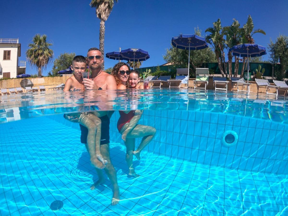 Cefalu Resort - Sporting Club Buitenkant foto
